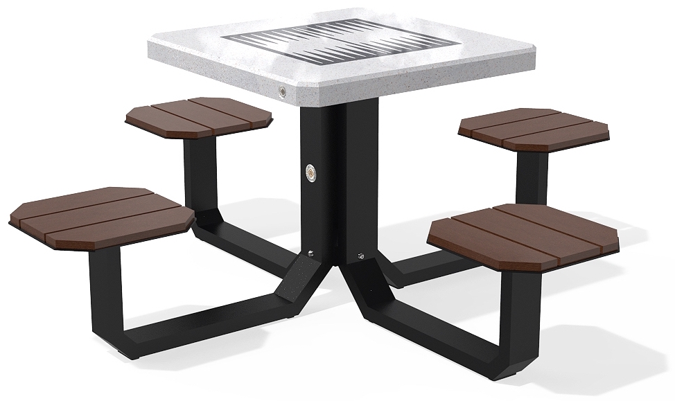 Un tavolo per quattro